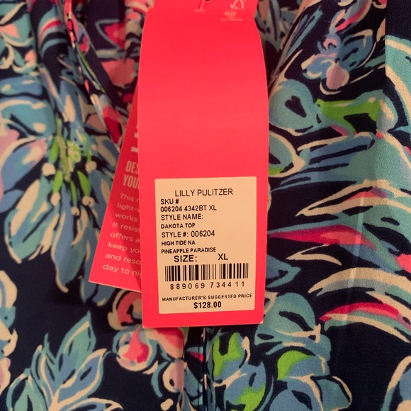 New with tags Lilly Pulitzer Dakota button down top. Size XL. - Picture 2 of 2